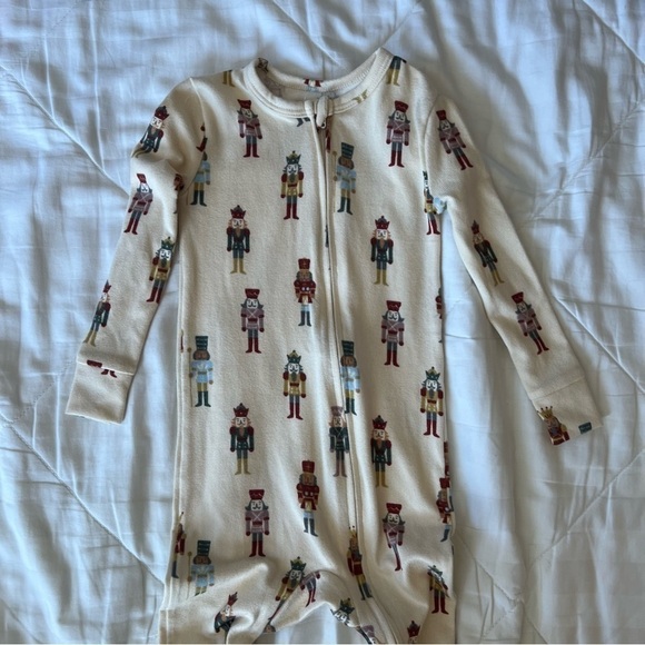 Set of Two Little Co by Lauren Conrad Holiday Zip Up Footie Pajama Size 18 Month - Picture 10 of 16